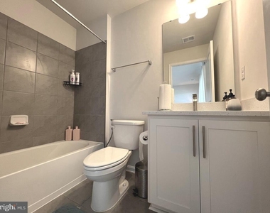 4917 Arcola Road - Photo Thumbnail 6
