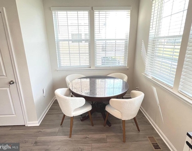 4917 Arcola Road - Photo Thumbnail 13