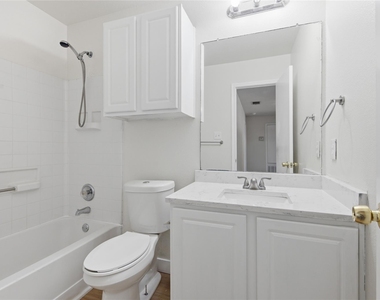 18120 Topsail St - Photo Thumbnail 26