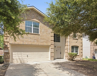 18120 Topsail St - Photo Thumbnail 2