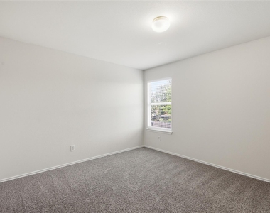 18120 Topsail St - Photo Thumbnail 25