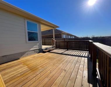 11013 Ukaoma Way - Photo Thumbnail 10