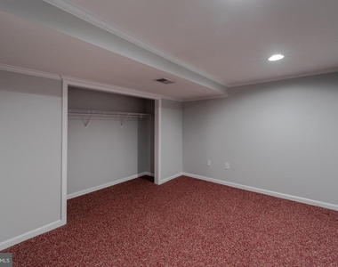 906 Rosedale Avenue - Photo Thumbnail 23