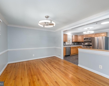 906 Rosedale Avenue - Photo Thumbnail 6