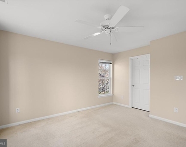 301 Adelaide Drive - Photo Thumbnail 29