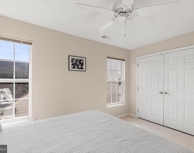301 Adelaide Drive - Photo Thumbnail 33