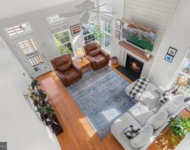 301 Adelaide Drive - Photo Thumbnail 28