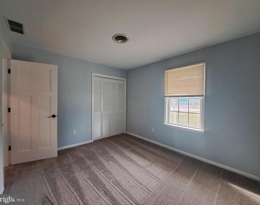 34798 W Mint Place - Photo Thumbnail 7