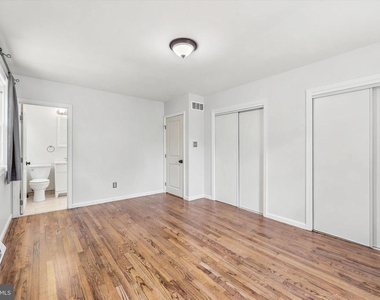 6 Janice Drive - Photo Thumbnail 14