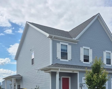 531 Ruth Way - Photo Thumbnail 1