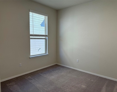 86 Pacific Loon St - Photo Thumbnail 22
