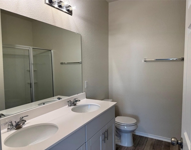 86 Pacific Loon St - Photo Thumbnail 16