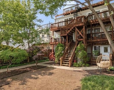1519 Constitution Avenue Ne - Photo Thumbnail 16