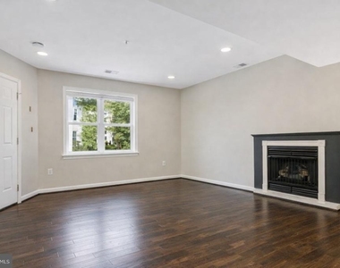 1519 Constitution Avenue Ne - Photo Thumbnail 1