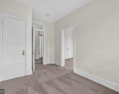 1252 E Street Ne - Photo Thumbnail 18