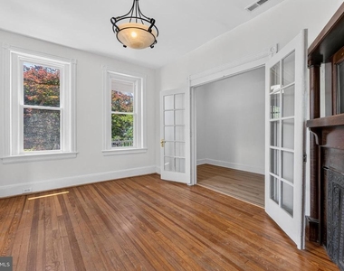1252 E Street Ne - Photo Thumbnail 5