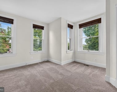 1252 E Street Ne - Photo Thumbnail 15