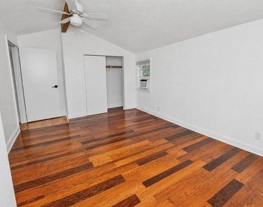 6027 Bluebell Cir - Photo Thumbnail 18