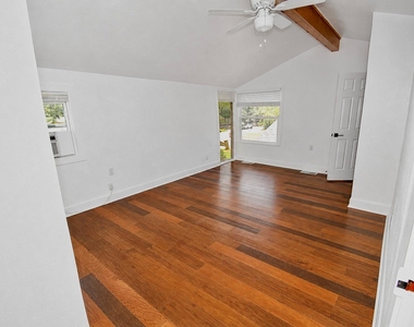 6027 Bluebell Cir - Photo Thumbnail 17