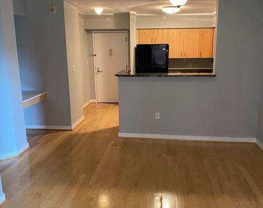 1000 New Jersey Avenue Se - Photo Thumbnail 11