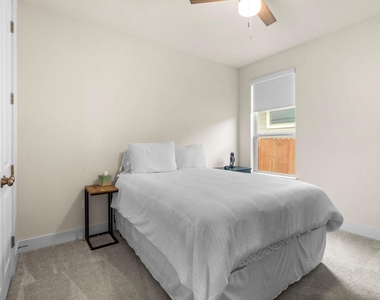 8312 Skytex St - Photo Thumbnail 16