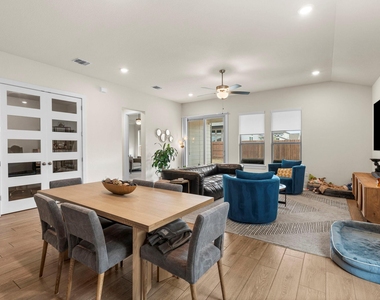 8312 Skytex St - Photo Thumbnail 21