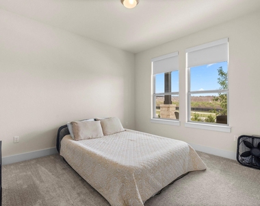 8312 Skytex St - Photo Thumbnail 12