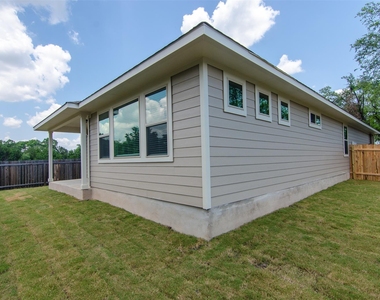 905 Olive Creek Dr - Photo Thumbnail 27