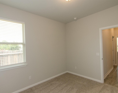 905 Olive Creek Dr - Photo Thumbnail 17