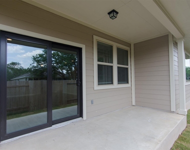 905 Olive Creek Dr - Photo Thumbnail 23