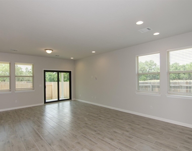 905 Olive Creek Dr - Photo Thumbnail 1
