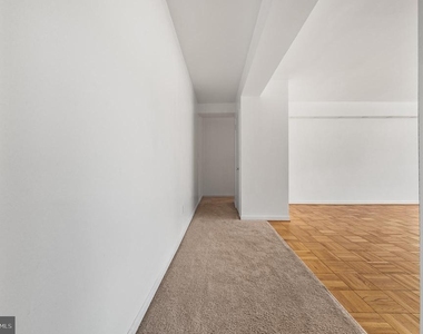 4301 Massachusetts Avenue Nw - Photo Thumbnail 19