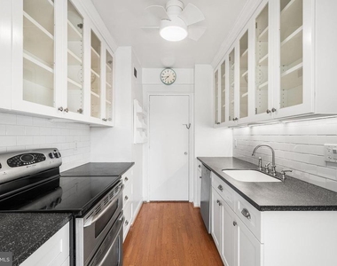 4301 Massachusetts Avenue Nw - Photo Thumbnail 8