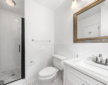 4301 Massachusetts Avenue Nw - Photo Thumbnail 12