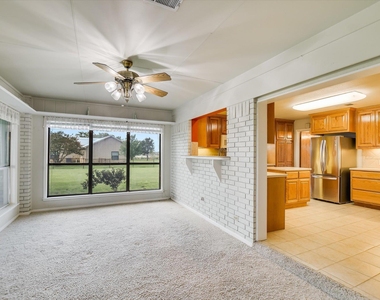 7 Brenda Ln - Photo Thumbnail 7