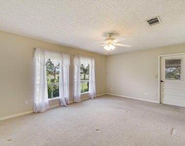 7 Brenda Ln - Photo Thumbnail 8