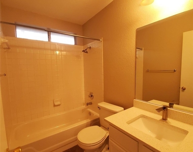 2116 E Gann Hill Dr - Photo Thumbnail 22