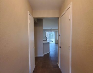 2116 E Gann Hill Dr - Photo Thumbnail 2