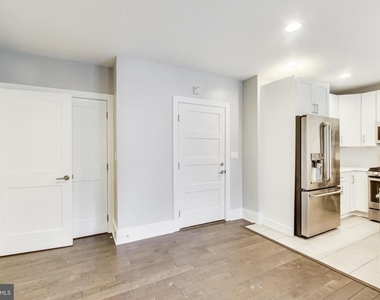 1827 Benning Road Ne - Photo Thumbnail 18