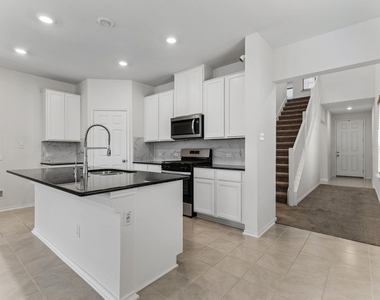 4481 Acerno St - Photo Thumbnail 17