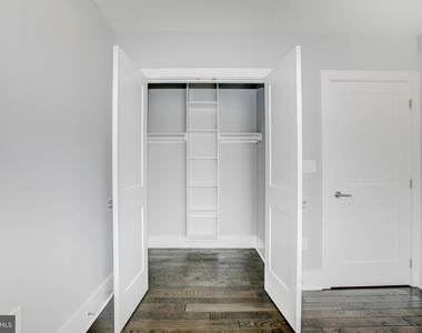 1827 Benning Road Ne - Photo Thumbnail 6