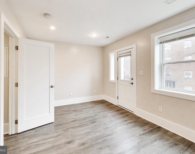 924 19th Street Ne - Photo Thumbnail 8