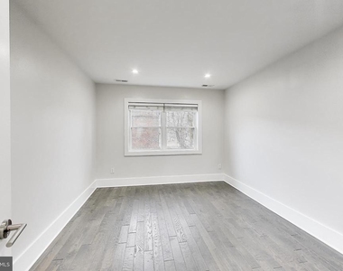 5031 H Street Se - Photo Thumbnail 5