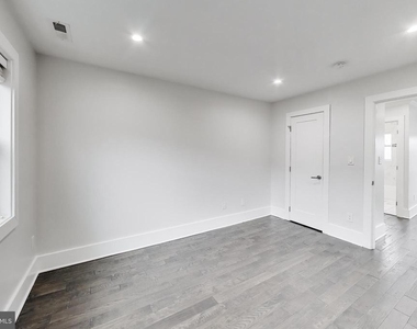 5031 H Street Se - Photo Thumbnail 4