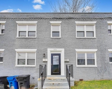 5031 H Street Se - Photo Thumbnail 13