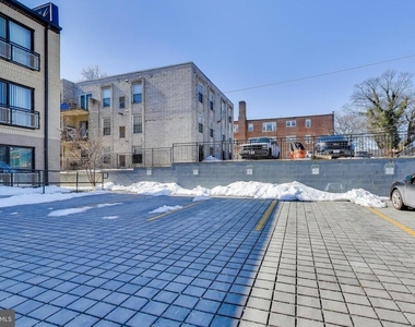 1904 Irving Street Ne - Photo Thumbnail 15