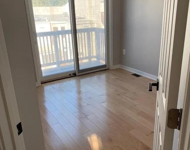 1361 Newton Street Nw - Photo Thumbnail 3