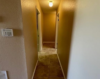 11509 Sombrero Dr - Photo Thumbnail 15