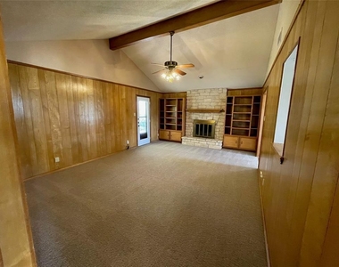 11509 Sombrero Dr - Photo Thumbnail 10