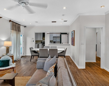 3111 Glenview Ave - Photo Thumbnail 5